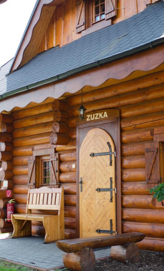 Ubytovanie Koliba Pacho - Zrub Zuzka Prievidza Ngoại thất bức ảnh